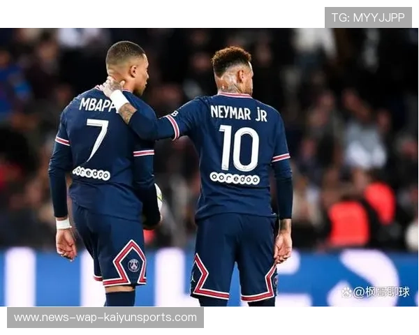 姆巴佩与主帅争执事件全解析:真相背后隐藏的战术博弈与未来走向 姆巴佩与主帅争执事件全解析:真相背后隐藏的战术博弈与未来走向