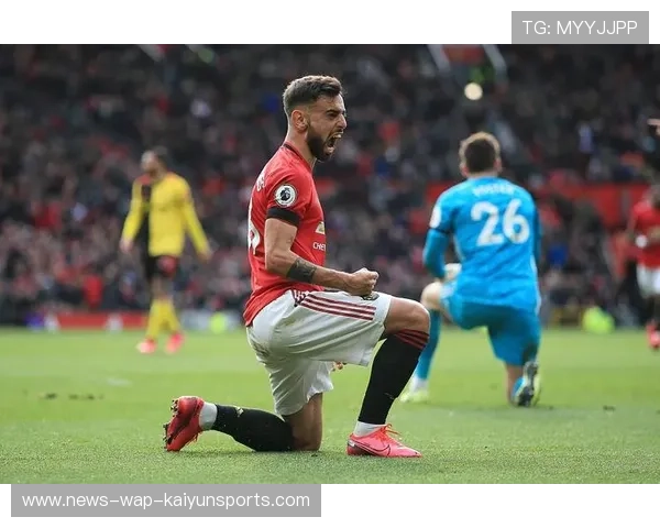 布鲁诺斜塞打穿对手中路形成绝佳机会